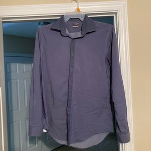 Size M Van Heusen Button Down